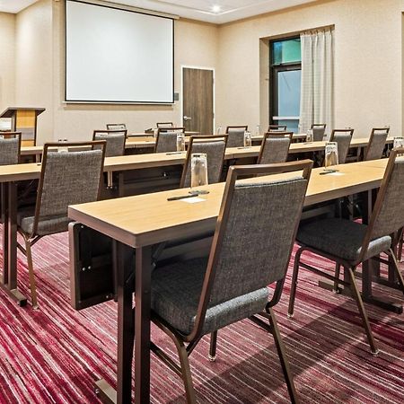 Отель Courtyard By Marriott Houston Northeast Экстерьер фото